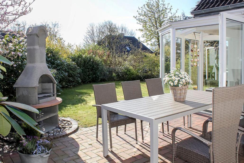 Nordic Im Deichhaus Husum (Schleswig-Holstein) Exterior foto
